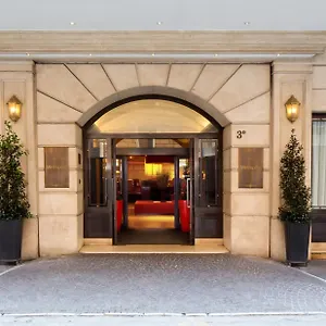4* מלון Starhotels Metropole