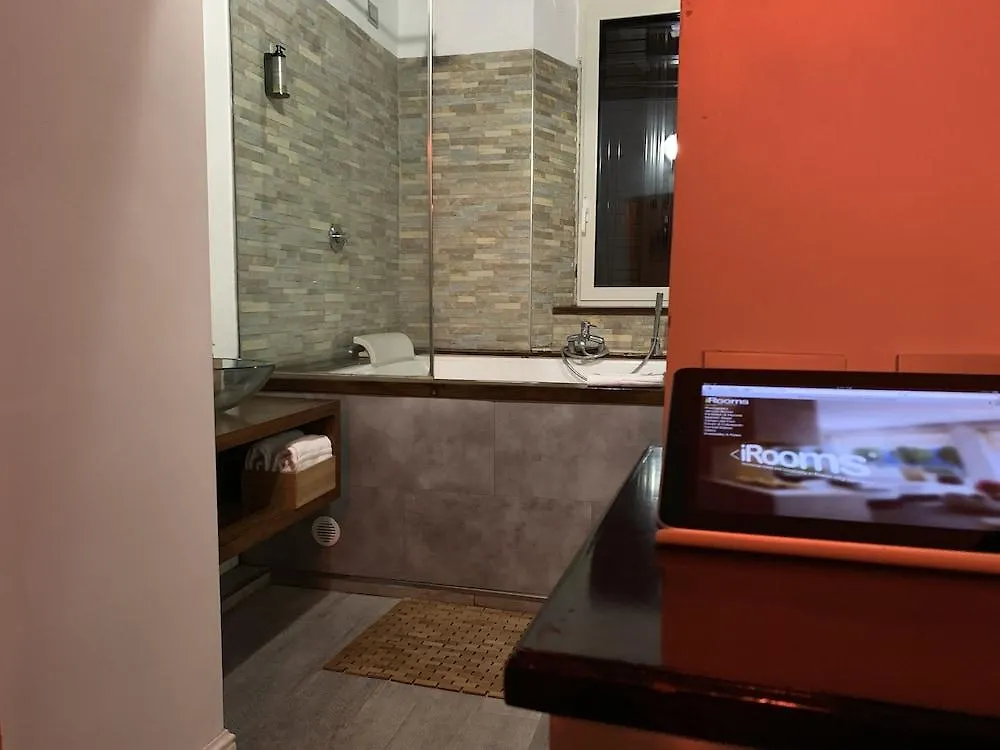 Konukevi Irooms - Spanish Steps Roma
