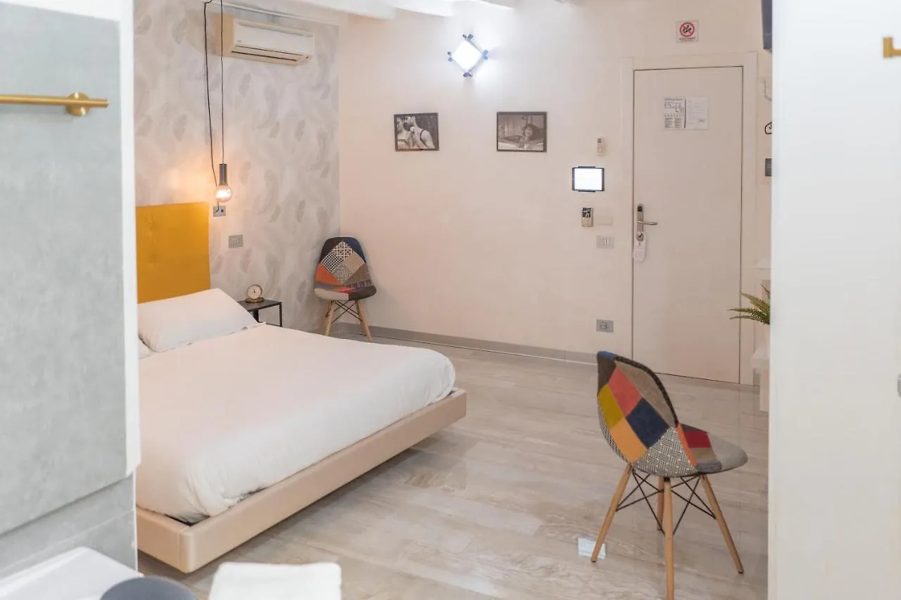 Irooms - Spanish Steps Roma 4*,  İtalya