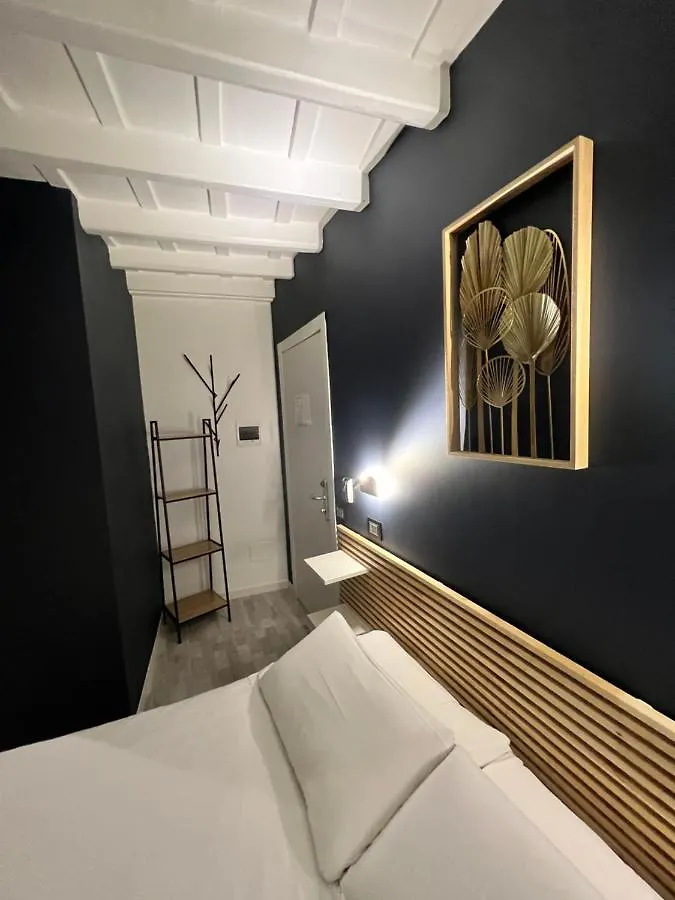 Irooms - Spanish Steps Roma 4*,  İtalya